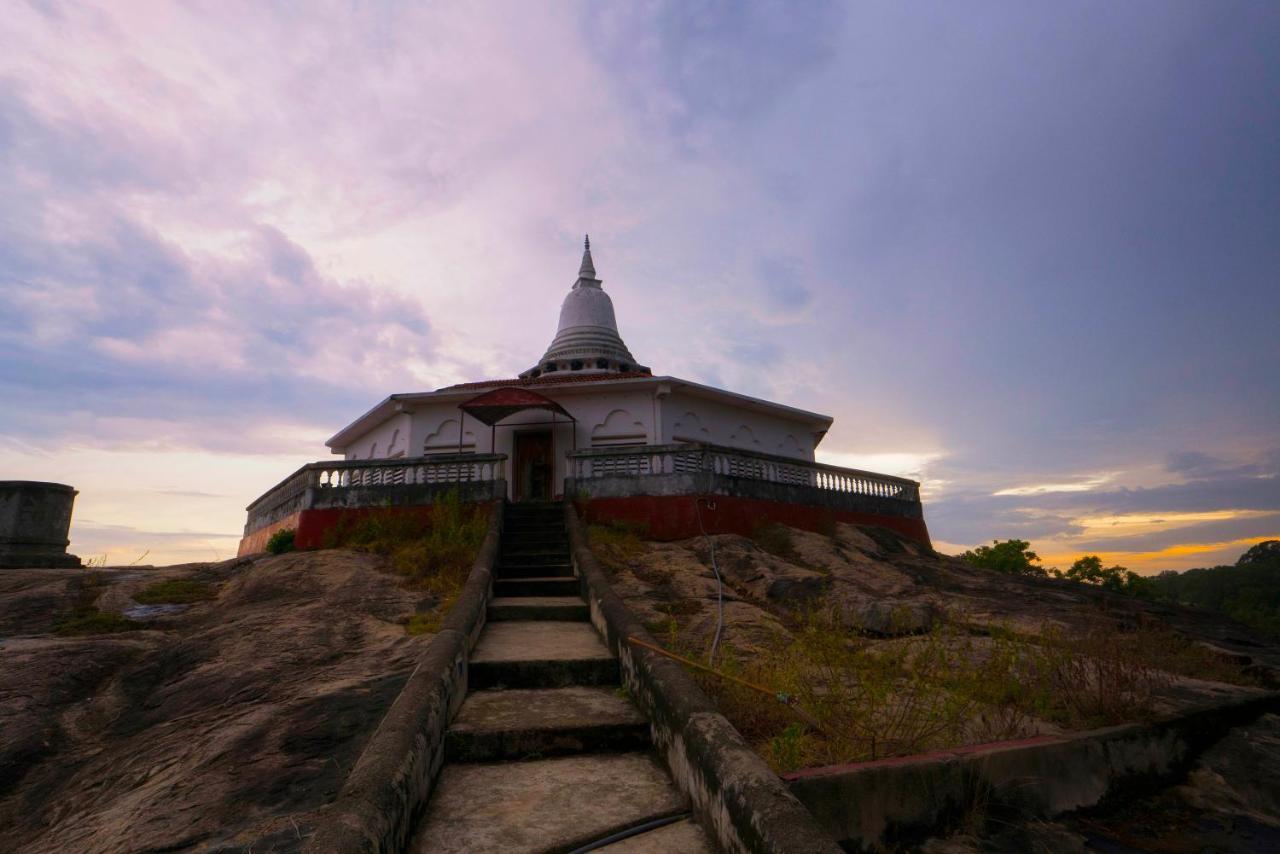 Ravana Garden Ambalantota Buitenkant foto